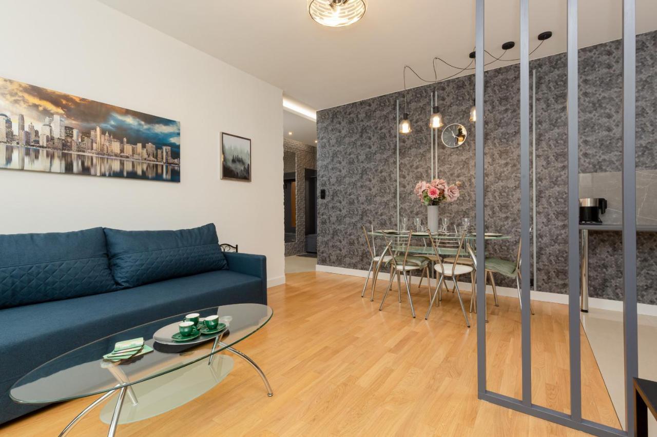 Park Arkadia Apartment With Parking Mokotow By Noclegi Renters Warszawa Exteriör bild